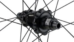 EASTON EC90 AX Disc Center Lock Carbon 28" Laufradsatz 11 EASTON EC90 AX Disc Center Lock Carbon 28" Laufradsatz -BikeMotion Deutschland Verkaufs-Shop 329905