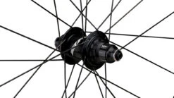 ZIPP 302 Disc Center Lock Carbon Clincher Laufrad -BikeMotion Deutschland Verkaufs-Shop 339904