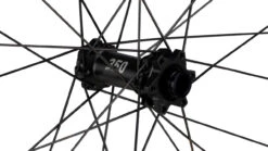 Dt-swiss EX 1700 SPLINE 30 Boost Disc 6-Loch 29" Laufradsatz 8 Dt-swiss EX 1700 SPLINE 30 Boost Disc 6-Loch 29" Laufradsatz -BikeMotion Deutschland Verkaufs-Shop 356228