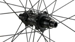 Tune Schwarzbrenner 45 Disc Skyline Center Lock Carbon 28" Laufradsatz -BikeMotion Deutschland Verkaufs-Shop 374143