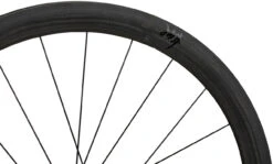 Tune Schwarzbrenner 45 Disc Skyline Center Lock Carbon 28" Laufradsatz -BikeMotion Deutschland Verkaufs-Shop 374144