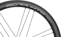 Campagnolo® Bora WTO 45 Carbon Road 28" Laufradsatz 29 Campagnolo® Bora WTO 45 Carbon Road 28" Laufradsatz -BikeMotion Deutschland Verkaufs-Shop 464534