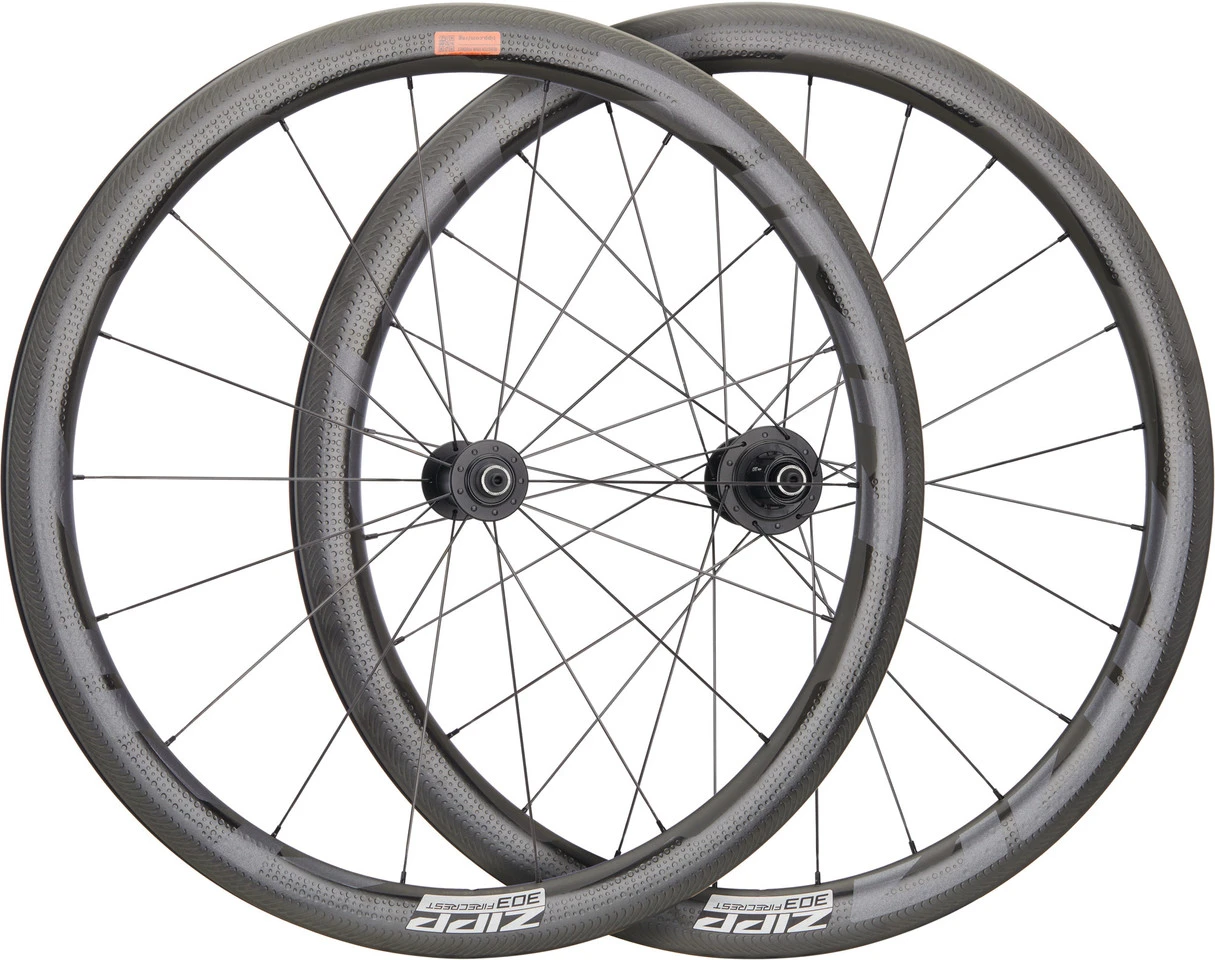 ZIPP 303 Firecrest® Carbon Tubeless Laufradsatz 1 ZIPP 303 Firecrest® Carbon Tubeless Laufradsatz