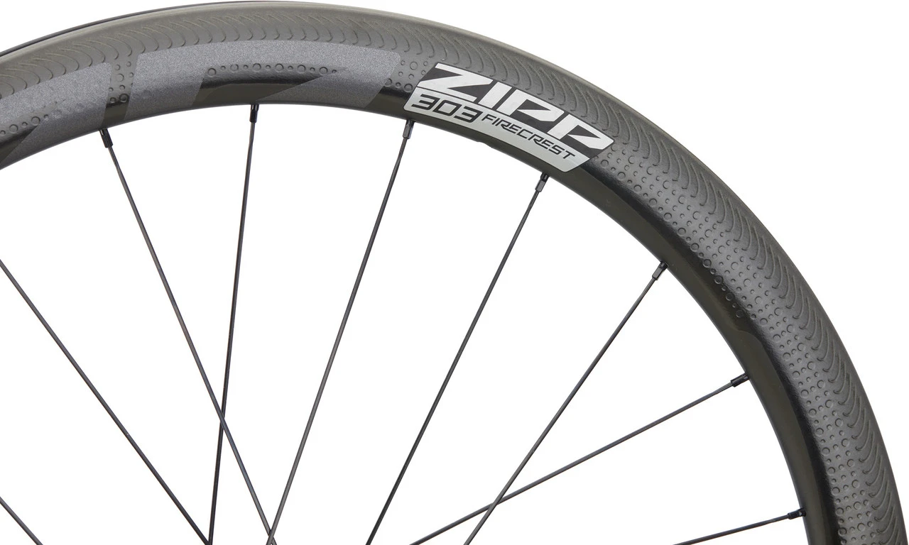 ZIPP 303 Firecrest® Carbon Tubeless Laufradsatz 6 ZIPP 303 Firecrest® Carbon Tubeless Laufradsatz – Bild 6